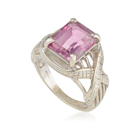 9ct white gold ring with pink stone 02024330