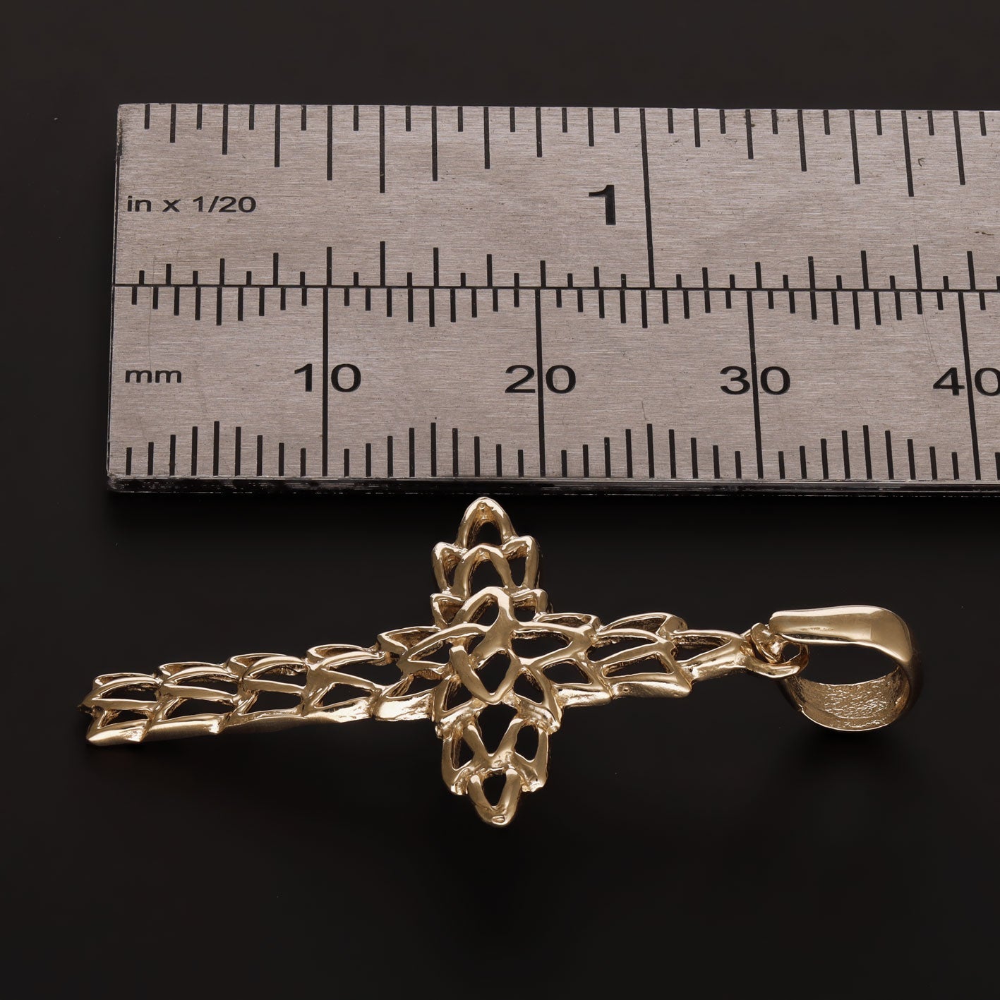 14ct Solid Gold Unique Mesh Design Cross Pendant - 39mm PD60079-14Y