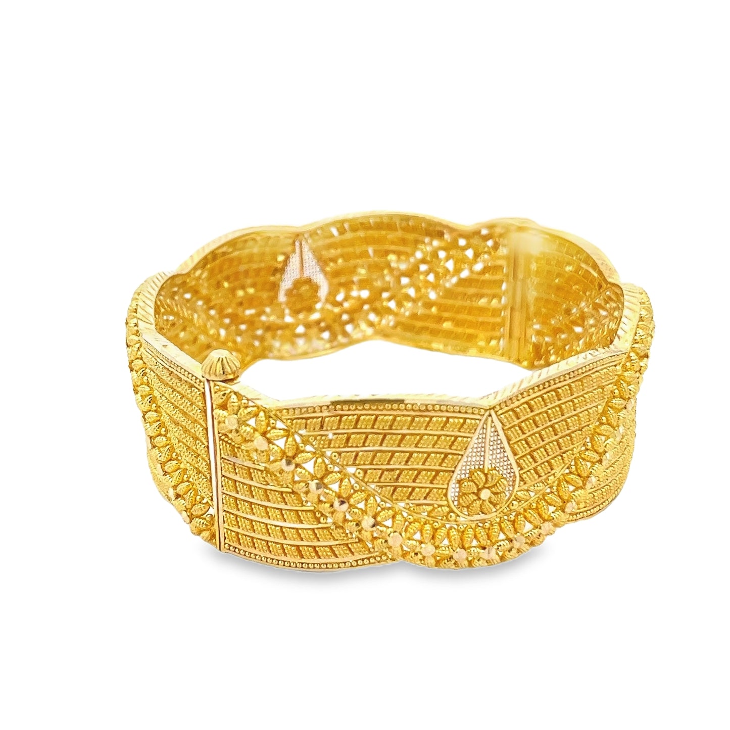 New 22ct yellow gold bangle 02020489