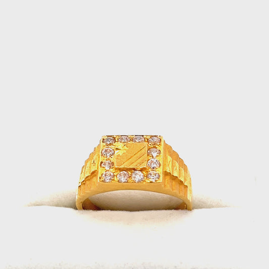 New 22ct yellow gold ring with stones 02017955